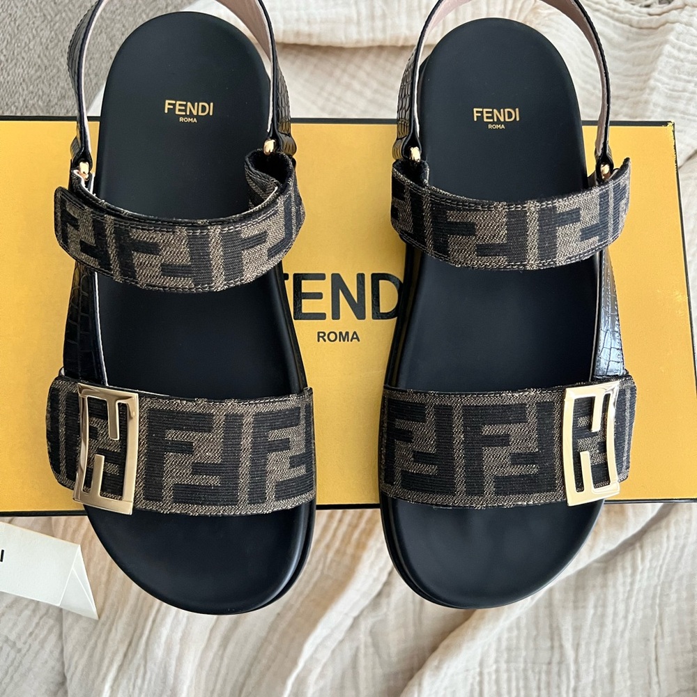 Fendi Black and Brown Logo Sandals